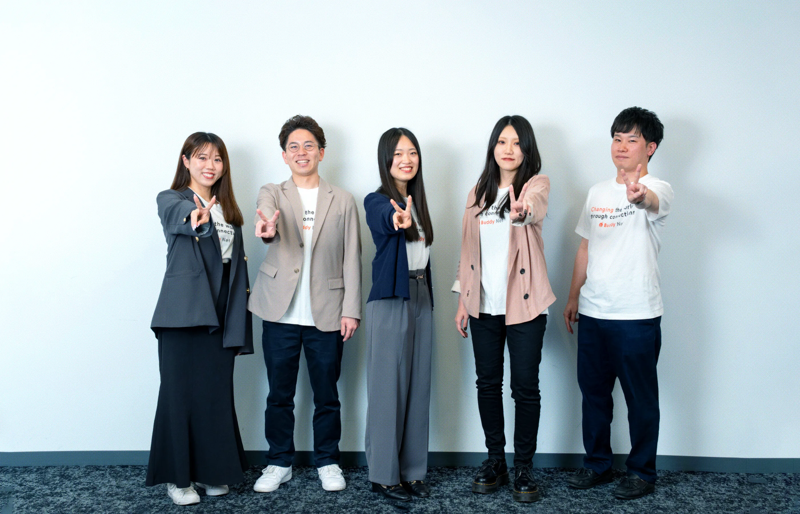 バディネットの社員5名