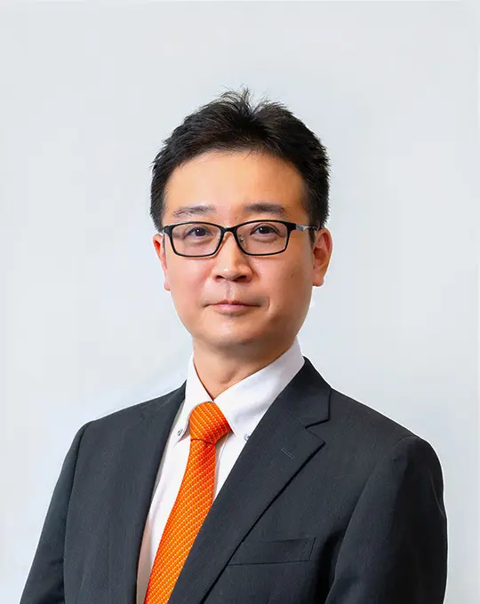 岩上 靖徳
