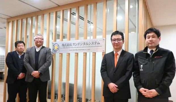 オートバックスグループ全店規模のDXを推進。AI搭載「安心ピットカメラ」導入支援